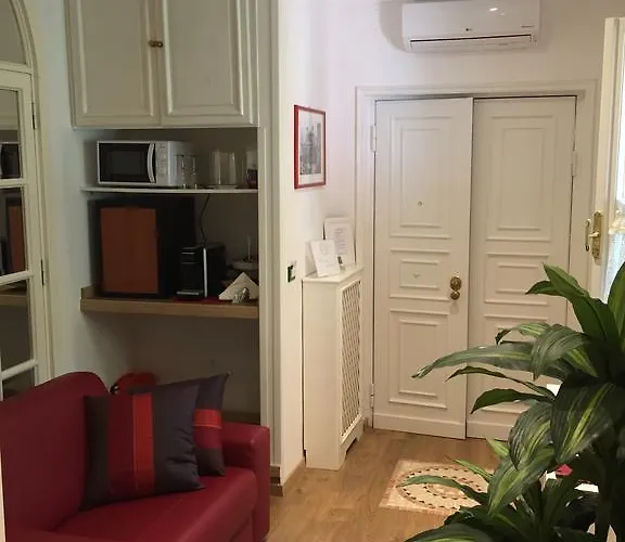 Margutta's Garden Отель типа "постель и завтрак" 4*